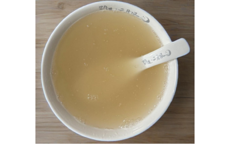 夏日解暑，這碗冷藏的野生葛根粉藏著自然的清涼答案?