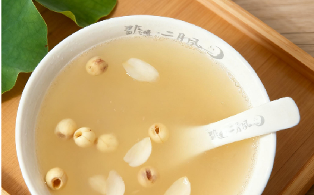 冬日圍爐時(shí)光，一碗野生葛粉撫平滿身燥意